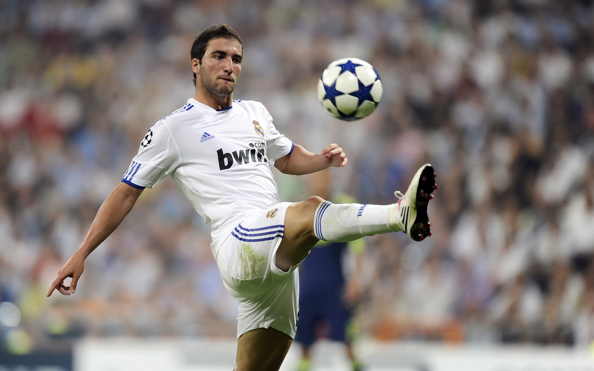 中超联赛再迎世界级球星加盟，中超联赛球员名单